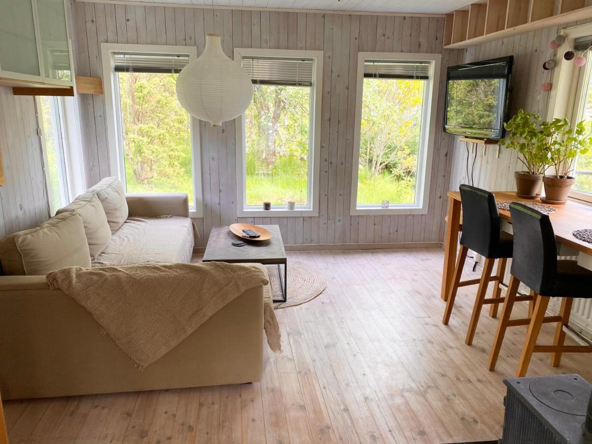 Stuga Pa Rossoe, Stroemstad Strömstad Exterior foto